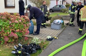 Feuerwehr Wetter (Ruhr): FW-EN: Wetter - Kellerbrand mit starker Rauchentwicklung