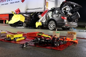 FW-SE: Tödlicher Verkehrsunfall auf der BAB 7