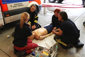 FW-ME: Girlsday für Feuerwehrfrauen bei der Feuerwehr Erkrath