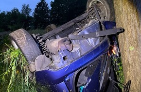 Kreispolizeibehörde Oberbergischer Kreis: POL-GM: Wagen landet auf dem Dach