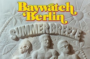 Seven.One Audio: Mehr "Baywatch Berlin": H&ouml;rer:innen k&ouml;nnen durch REWE und Seven.One Audio die Sommerfolgen des Podcasts verl&auml;ngern