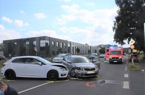 Polizei Rheinisch-Bergischer Kreis: POL-RBK: Overath - Drei Verkehrsunfälle in Overath