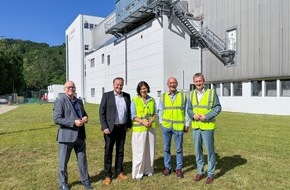 Koehler Group: Thüringens Wirtschaftsministerin Boos-John zu Besuch bei Koehler Paper in Greiz