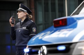 Polizei Mettmann: POL-ME: Seniorin von falschem Handwerker betrogen - Haan - 2304019