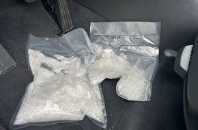 Hauptzollamt Bielefeld: HZA-BI: Bielefelder Zoll stellt ein Kilo Crystal Meth sicher/Kurierfahrt auf der A44 bei Bad Wünnenberg beendet