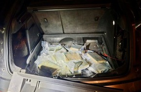 Zollfahndungsamt Essen: ZOLL-E: Staatsanwaltschaft Duisburg - Zollfahndung Essen - Polizei Es-sen Schlag gegen internationalen Drogenhandel/drei Personen in Haft/gro&szlig;e Mengen Kokain sichergestellt