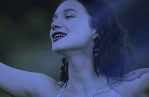 Valle Venia art & science: Valle Venia presenta Sandgrain in Space LPS feat. Lara / Una canzone cosmica sull'auto-creazione, la rinascita interiore e il potere silenzioso del divenire