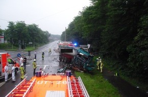 Feuerwehr Bottrop: FW-BOT: Pressemitteilung Verkehrsunfall