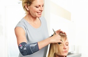 medi GmbH & Co. KG: Friseure und Handwerker häufig betroffen / Bandage: Hilfe für den schmerzenden Ellenbogen