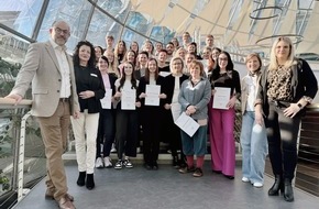 RH&Ouml;N-KLINIKUM AG: Stroke Nurses f&uuml;r h&ouml;chste Versorgungsqualit&auml;t / Qualifizierungslehrgang am RH&Ouml;N-KLINIKUM Campus Bad Neustadt erfolgreich beendet