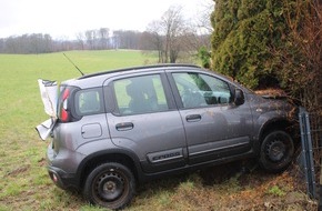Polizei Rheinisch-Bergischer Kreis: POL-RBK: Overath - Pkw-Fahrer kollidiert mit Strommast und schwebt in Lebensgefahr