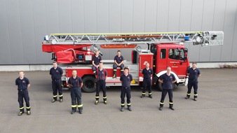 Feuerwehr Kirchhundem : FW-OE: Neue Drehleitermaschinisten für Kirchhundem