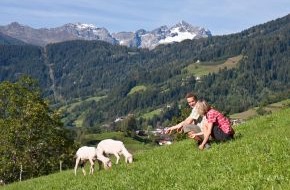 Ferienregion TirolWest: Genusswandern in TirolWest zur Osterzeit - BILD