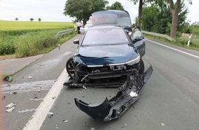Kreispolizeibehörde Höxter: POL-HX: 22-jähriger Motorradfahrer bei Unfall lebensgefährlich verletzt