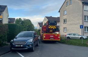 Feuerwehr Detmold: FW-DT: Ein Menschenleben gerettet - Falschparker behindern Arbeit der Feuerwehr