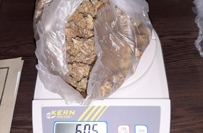 Bundespolizeidirektion Sankt Augustin: BPOL NRW: 60,5 Gramm Marihuana - Bundespolizei durchsucht Wohnung wegen Verdacht des Handels mit Betäubungsmitteln
