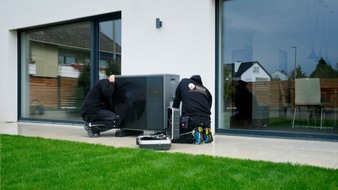 Warm & Smart GmbH: Warm & Smart: Funktionieren Luft-Wasser-Wärmepumpen im Altbau?