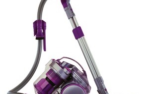 Dyson GmbH: Preisverleihung zum Auftakt der CeBIT 2002 / Dyson DC05 Staubsauger gewinnt "iF design award"