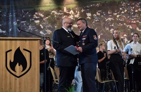 Feuerwehr Wenden: FW Wenden: 90 Jahre Feuerwehr Hünsborn