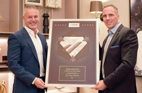 CopeCart GmbH: CopeCart verleiht erstmals Award für über 20 Millionen Euro Umsatz - an Dirk Kreuter