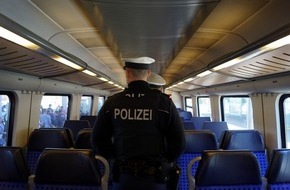 Bundespolizeidirektion München: Bundespolizeidirektion München: Aller "guten" Dinge sind drei/ Bundespolizei greift bekannte Migrantenfamilie auf
