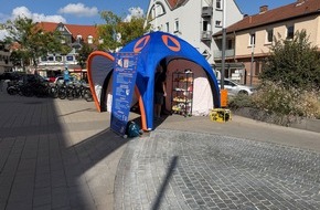 Feuerwehr Weinheim: FW Weinheim: Bundesweiter Warntag: Feuerwehr Weinheim informiert auf dem D&uuml;rreplatz