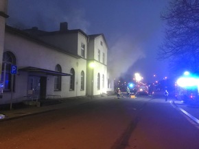 FW-OE: Gebäudebrand in Olpe