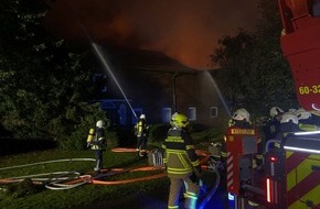 Kreisfeuerwehrverband Segeberg: FW-SE: Feuer in einem landwirtschaftlichen Betrieb in Kisdorf