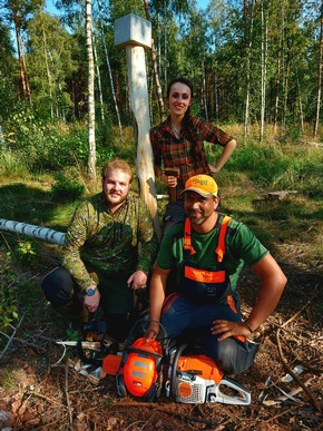 Jagdzeitschrift unsere Jagd richtet grünes Büro ein