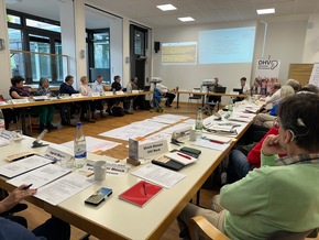 Gemeinsamer, überregionaler Hörverband gewinnt an Fahrt: Mitgliederversammlung des DHV zieht positive Zwischenbilanz und diskutiert weitere Schritte in Richtung Fusion