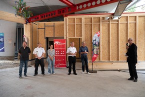 FW Stuttgart: Richtfest an der Interims-Feuerwache 1