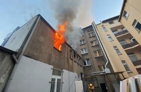 Feuerwehr Dortmund: FW-DO: Feuer in einem Anbau // Wohnung durch Brand komplett zerstört