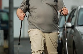 ProSieben: 1300-Kilometer-Lauf: Der 163 Kilogramm schwere Michael Enkel läuft zu Fuß von Köln nach Berlin