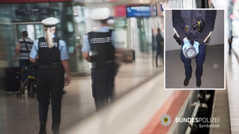 Bundespolizeidirektion München: Bundespolizeidirektion München: Tierische Rettungsaktion / Bundespolizei rettet verletzte Taube