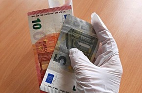 Kreispolizeibehörde Rhein-Kreis Neuss: POL-NE: Falsche Mitarbeiterin vom Gesundheitsamt will "Geld desinfizieren" - Die Polizei warnt vor neuer Betrugsmasche