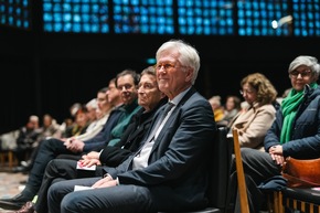 Albert-Schweitzer-Jubiläumsjahr in Berliner Gedächtnis-Kirche offiziell eröffnet