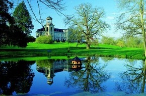 Tourismusverband Mecklenburg-Vorpommern: Schlösser, Parks und Herrenhäuser - Die "Kronjuwelen" / Mecklenburg-Vorpommerns in neuer Broschüre