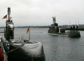 Deutsche Marine - Bilder der Woche: &quot;Egal wer das Tor schießt - Hauptsache die Mannschaft gewinnt&quot; - Die U-Boot-Fahrer der Deutschen Marine sind Teamarbeiter unter Wasser