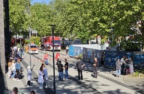 Feuerwehr Gevelsberg: FW-EN: Großaufgebot von Feuerwehr und Rettungsdienst auf dem Vendômer Platz