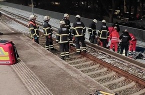 Bundespolizeiinspektion Hamburg: BPOL-HH: Personenunfall- Gleissturz mit Rollator in Hamburger S-Bahnstation- Bundespolizei warnt wiederholt vor Lebensgefahr im Bahnbereich-