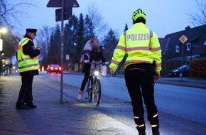 Polizeiinspektion Lüneburg/Lüchow-Dannenberg/Uelzen: POL-LG: ++ Präventionsaktion "Sichtbarkeit von fahrradfahrenden Schülern" ++ Aktion von Polizei und insgesamt acht Lüneburger Schulen ++ mehr als 7000 Eltern angeschrieben ++ Polizei ...