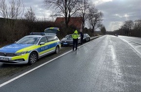 Polizeiinspektion Hildesheim: POL-HI: Bilanz polizeilicher Verkehrskontrollen - Niemand berauscht unterwegs, dafür etliche Fahrer zu schnell