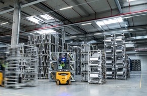 Deutsche Post DHL Group: PM: DHL Supply Chain setzt Zusammenarbeit mit Volkswagen Slowakei fort / PR: DHL Supply Chain continues its partnership with Volkswagen Slovakia