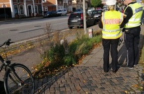 Polizeidirektion Lübeck: POL-HL: HL-St-Lorenz Nord und Buntekuh / Über 200 Fahrräder kontrolliert