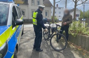 Kreispolizeibehörde Herford: POL-HF: "sicher.mobil.leben - Radfahrende im Blick" - Verkehrssicherheitstag im Kreis Herford