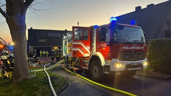 Freiwillige Feuerwehr Bedburg-Hau: FW-KLE: Wohnungbrand