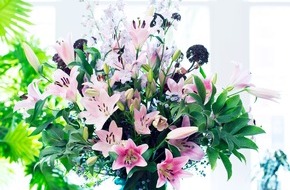 Blumenbüro: Bedeutungsvolle Blütenschönheit / Gestatten, Ihre blumige Majestät die Lilie