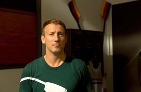 ZDF: "Am Ruder": ZDF dreht "Fernsehfilm der Woche" mit Julia Koschitz und Wotan Wilke Möhring (FOTO)