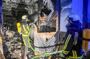 Feuerwehr Bochum: FW-BO: Abschließende Silvesterbilanz der Feuerwehr Bochum - Zwei parallele Gebäudebrände nach 02.00 Uhr