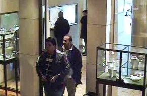 Polizei Düsseldorf: POL-D: Schmuckdiebe auf der Kö - Wer kennt die Täter?